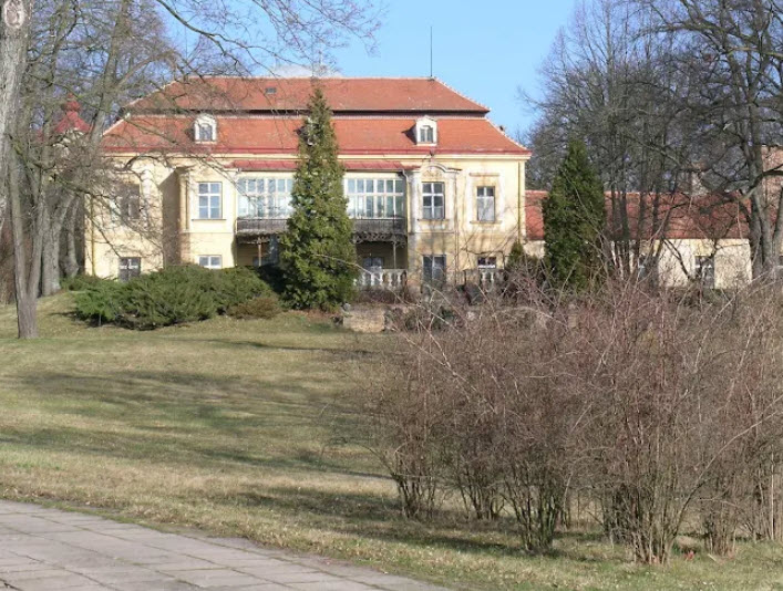 Zámek Lechovice - Château Lechovice, Czech Republic (Czechia)